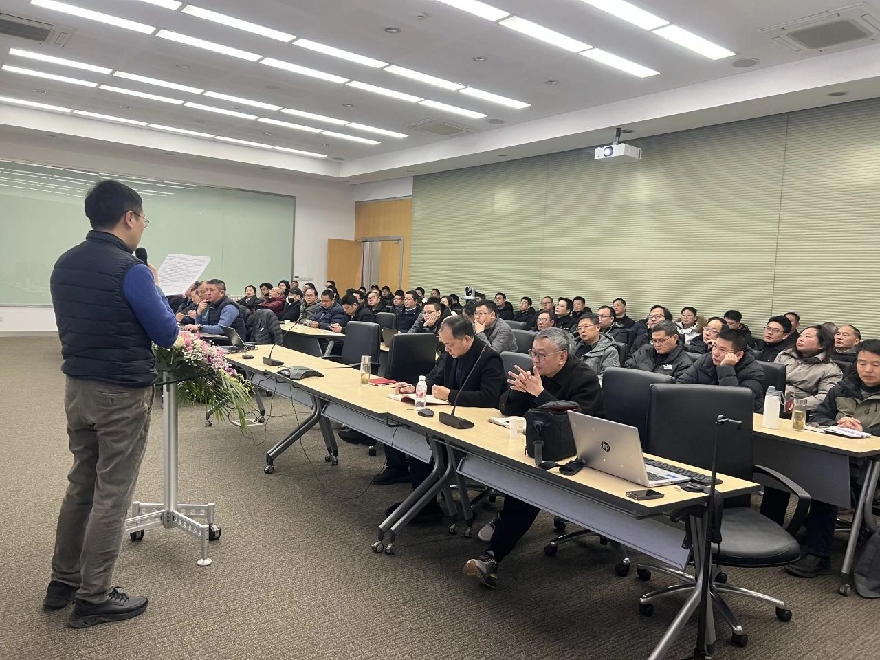 1739957414751675.jpg 1739957414751675.jpg